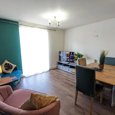 Brindley Apt - Free Parking! Next Door To Arena-sea Life! Apart-hotel