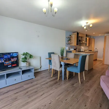 Brindley Apt - Free Parking! Next Door To Arena-sea Life! *